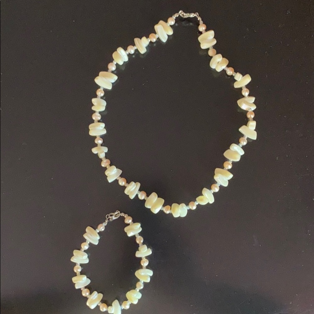 Matching necklace and bracelet set